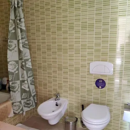 2 Bedroom Floor In Apartament