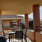 アパート 2 Bedroom Floor In